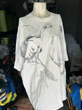 Gracie Abrams Sketch t shirt size XL oversized as is condition